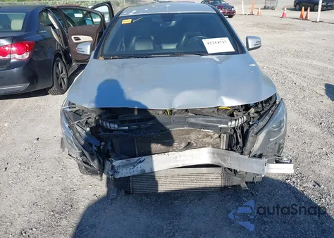 2014 Mercedes-Benz Cla 250 z USA, uszkodzony, nr VIN WDDSJ4EB9EN039287